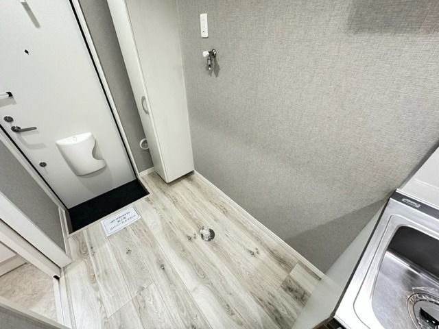 プレジール三山の玄関
