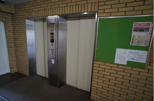 藤和新宿番衆町コープの設備|エレベーター
