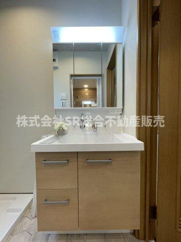 三島1丁目中古戸建の独立洗面台|独立洗面台、朝の身支度には欠かせません