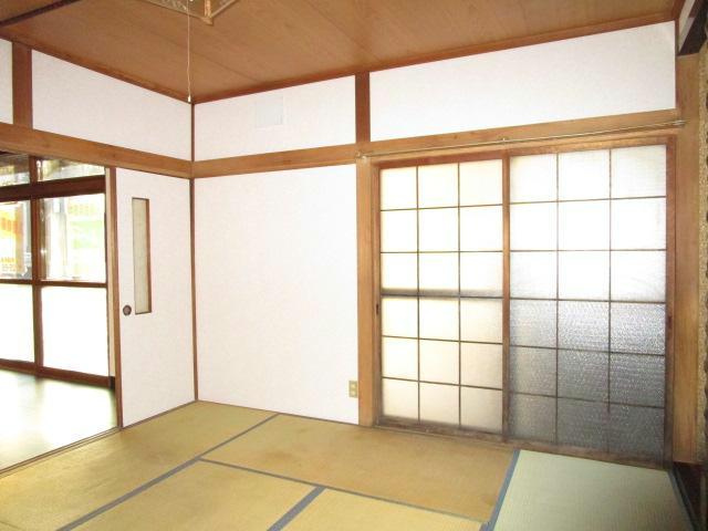 千美ハイツの和室