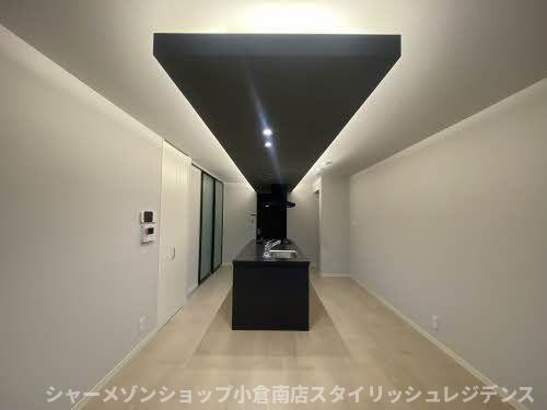 Ｓｈａｍａｉｓｏｎ　Ｌｕｘｕａｒ平尾山荘通　の居間・リビング