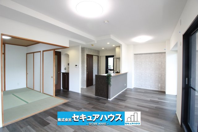 ユニーブル鳴海東ガーデンコート