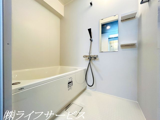 【浴室】 | ニュー大阪ハイツ（宮原２丁目） | 浴室／シャワー水栓はミラブル「艶」を採用！