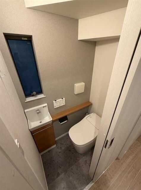 清澄二丁目戸建てのトイレ