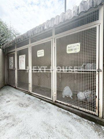 グレースハイム上住吉のエントランス