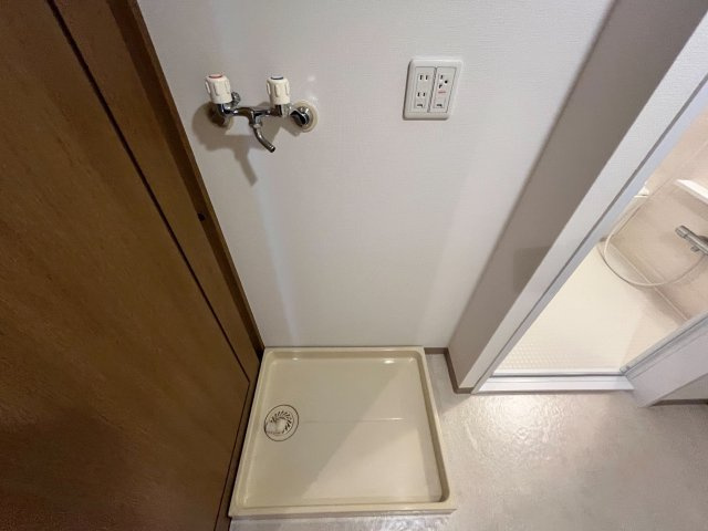 芦屋西山アーバンライフの洗面所