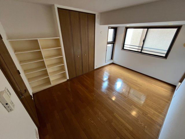 芦屋西山アーバンライフの居間・リビング
