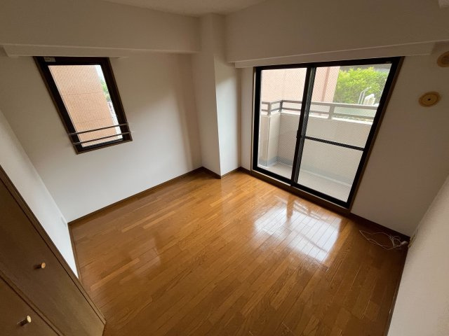 芦屋西山アーバンライフの居間・リビング