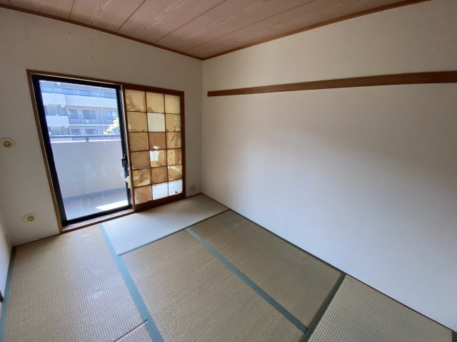 ロイヤル芦屋翠ヶ丘の居間・リビング