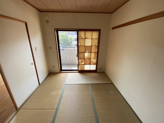 ロイヤル芦屋翠ヶ丘の居間・リビング