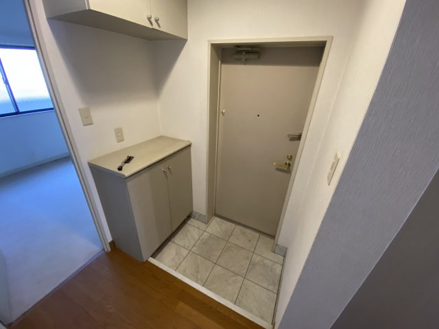 ロイヤル芦屋翠ヶ丘の玄関