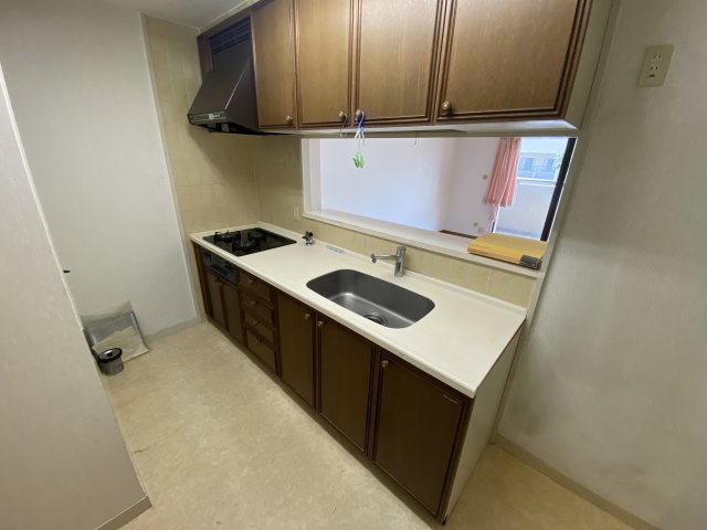 ロイヤル芦屋翠ヶ丘のキッチン