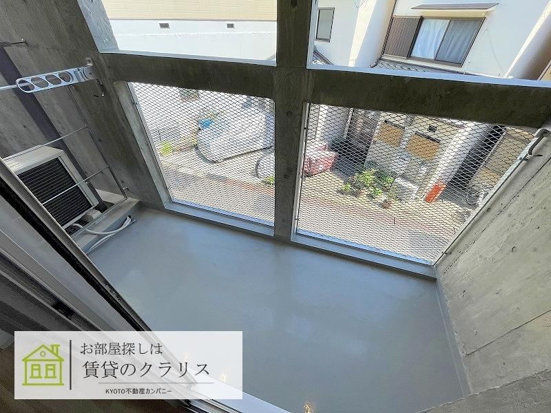 チャトラのバルコニー