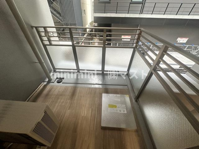 大阪市中央区谷町１丁目の賃貸マンションのバルコニー