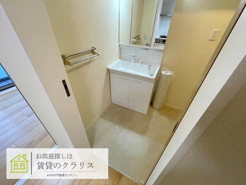 メリア桂東の洗面所