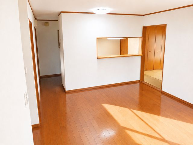 愛川町半原　平成16年築キュートな外観の注文邸宅のダイニング