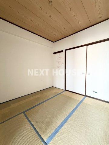 リバージュ住吉の和室