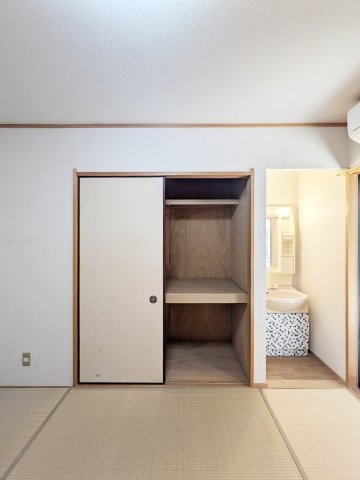 深江南町2丁目中古戸建の和室|い草の香りが落ち着く素敵な和室です