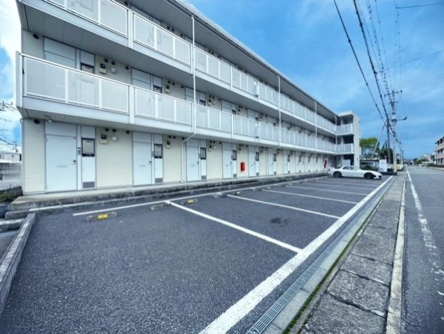 レオパレスアレグリーアの外観
