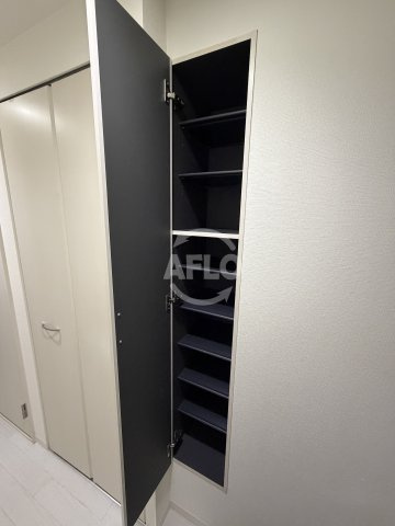 ル　ヴェール新大阪の内装|シューズボックス
