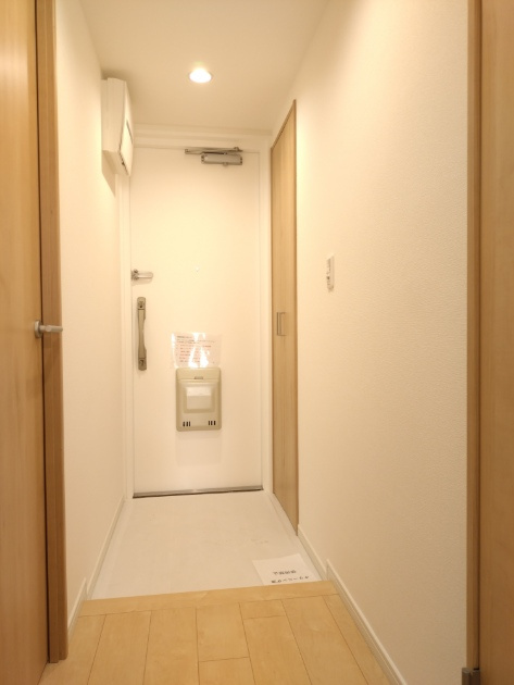 コボリマンション夙川老松台D棟の玄関