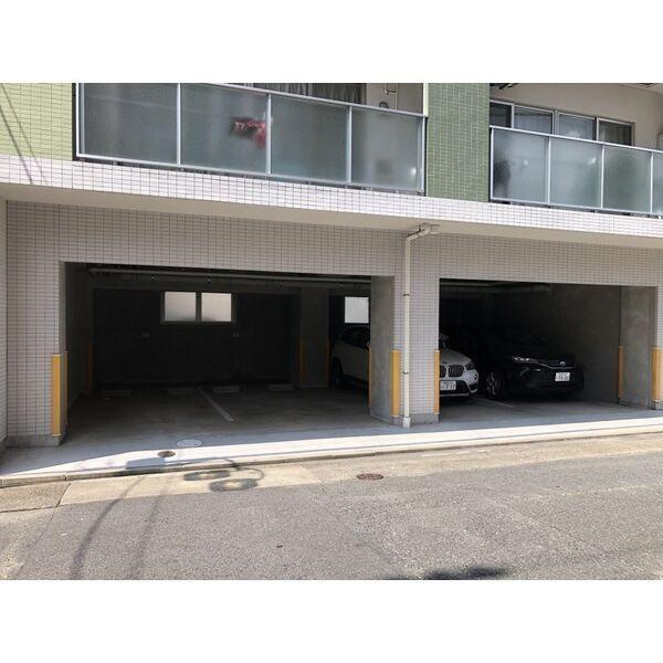 RAFFLE SHINSAKAE　名古屋市賃貸　仲介手数料無料の駐車場