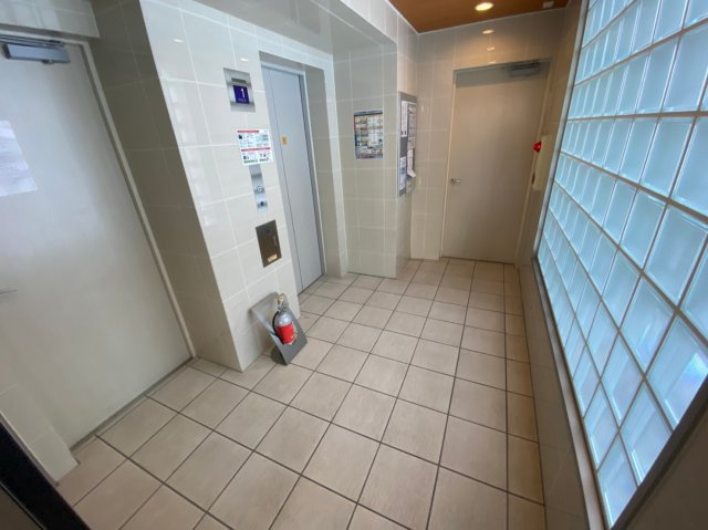RAFFLE SHINSAKAE　名古屋市賃貸　仲介手数料無料のロビー