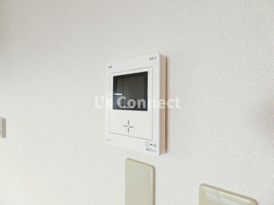 【セキュリティ】 | エルデムＺＥＮ　Ａ | 突然の来客もＴＶモニターホンでしっかり確認。