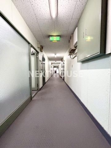 ウィン長居西のロビー