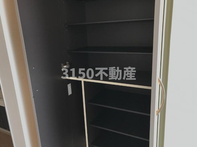 サンフローラＡの収納|下駄箱