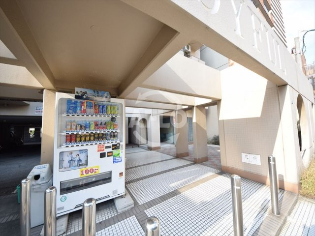 シャンテジョイフルのエントランス|シャンテジョイフル　エントランスアプローチ