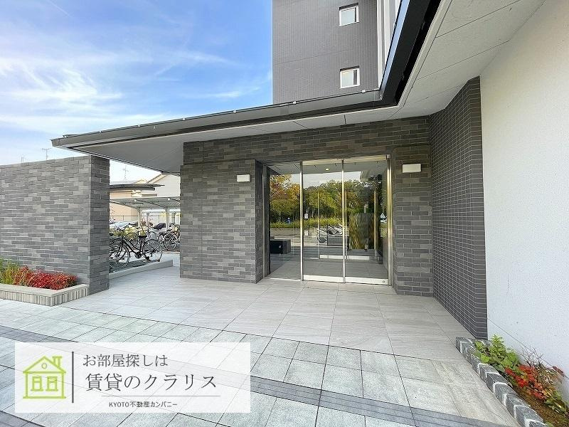 グローリードミール天神のエントランス