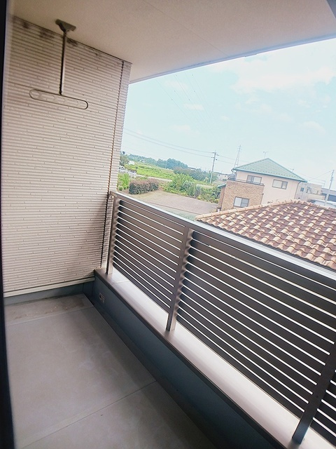 エレナメゾンＢのバルコニー