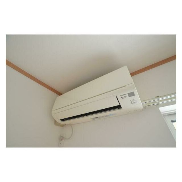 岐阜市北一色戸建賃貸の設備|エアコン