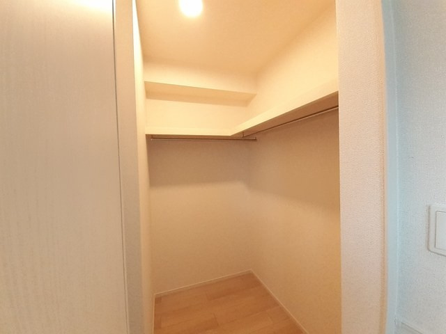 エクセレントカーサ3　B棟の収納