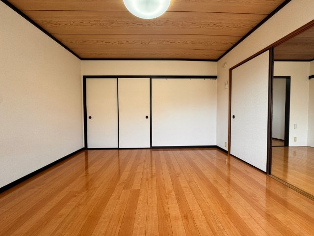 コスモスしらきの周辺