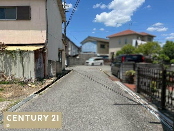 和歌山市松島　土地の前面道路含む現地写真