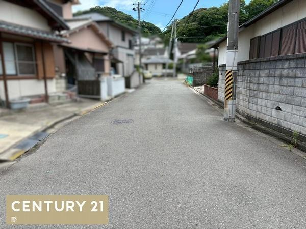 和歌山市関戸４丁目　土地の前面道路含む現地写真