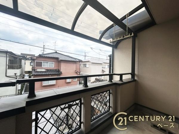 桜井市西之宮　一戸建のバルコニー|■現地撮影写真■奥行きのある広々としたバルコニー！南向きで日当たり良好です！