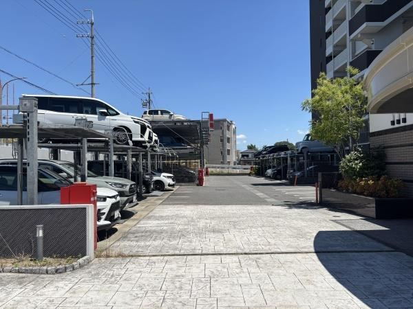 シンフォニア岡崎西の駐車場|敷地内駐車場です。