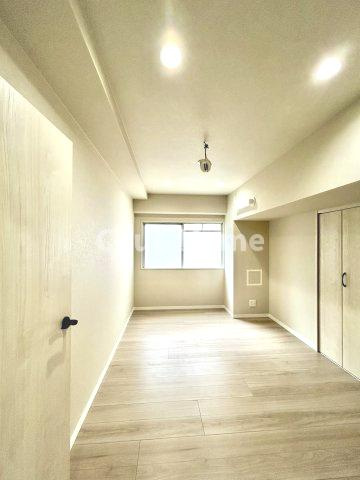 西大島ビューハイツの子供部屋|【子供部屋】お子様を持つ家庭の約6割が「家族や子どものため」に購入を希望。入学後の転校を避け、広い空間でのびのび育てたいなどの親心が、家探しのきっかけになっているようです。