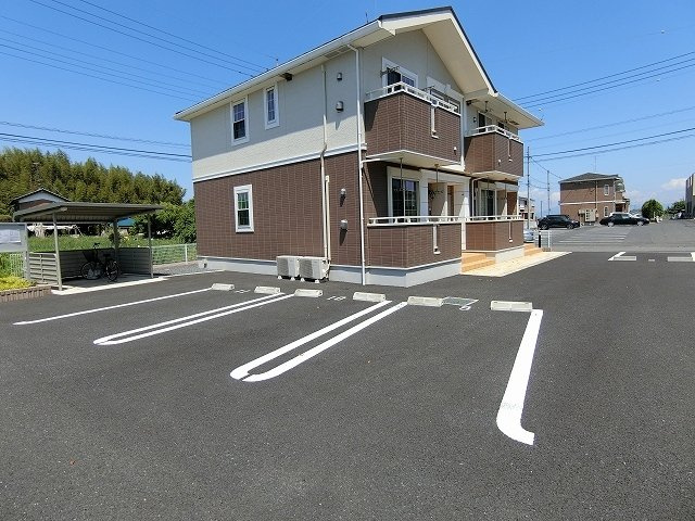 【駐車場】 | エンブレム・Ｉ