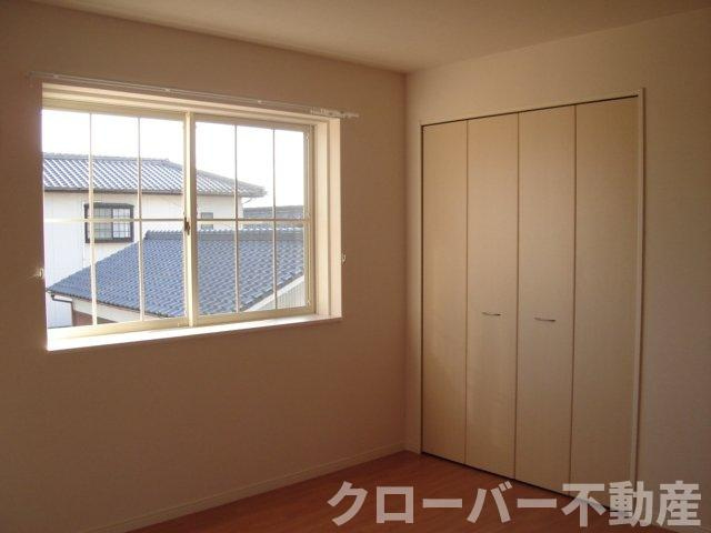 アジュールの内装|洋室（南側）