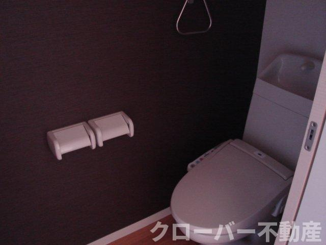 アジュールのトイレ|シャワー付トイレ
