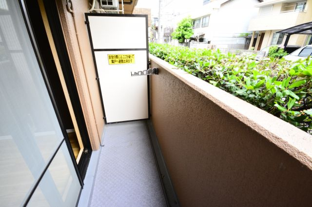 フロレスコ昭和町のバルコニー