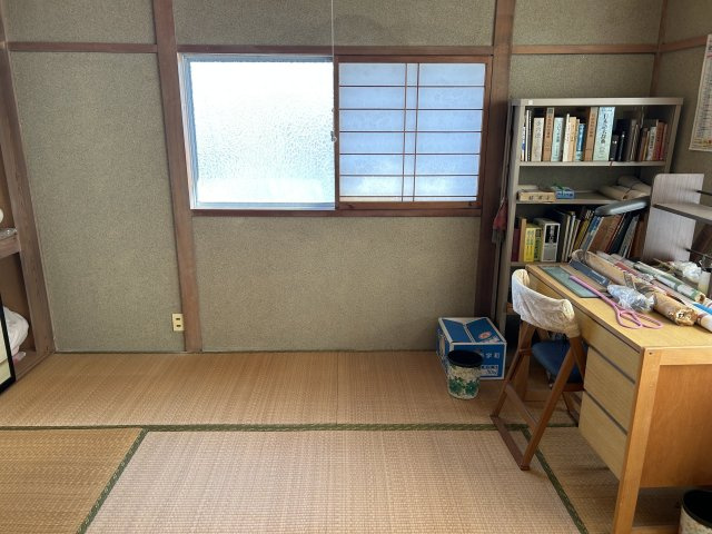 南相馬市原町区桜井町 中古住宅5DK 陽当たり良好！ 不動産プラスの和室|二階の和室です。お子様のお部屋にいかがでしょうか。