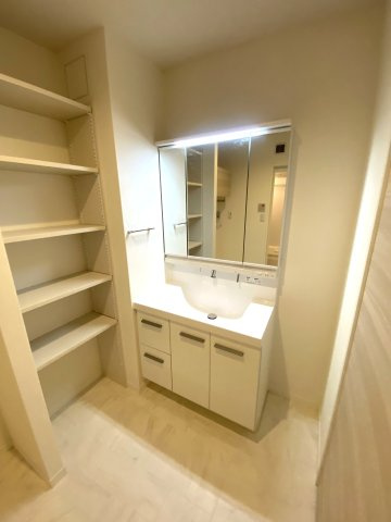Ｌａ　Ｍａｉｓｏｎ　Ｃａｌｍｅの独立洗面台