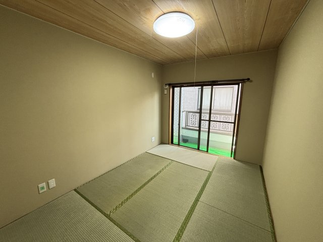 プリンスコーポＮＡＫＡＪＩＭＡの和室