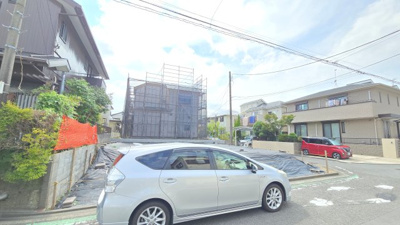 【前面道路含む現地写真】 | 横浜市戸塚区平戸3期 新築戸建 限定1棟
