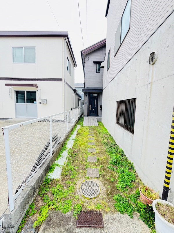 鹿ノ下通１丁目貸家の外観